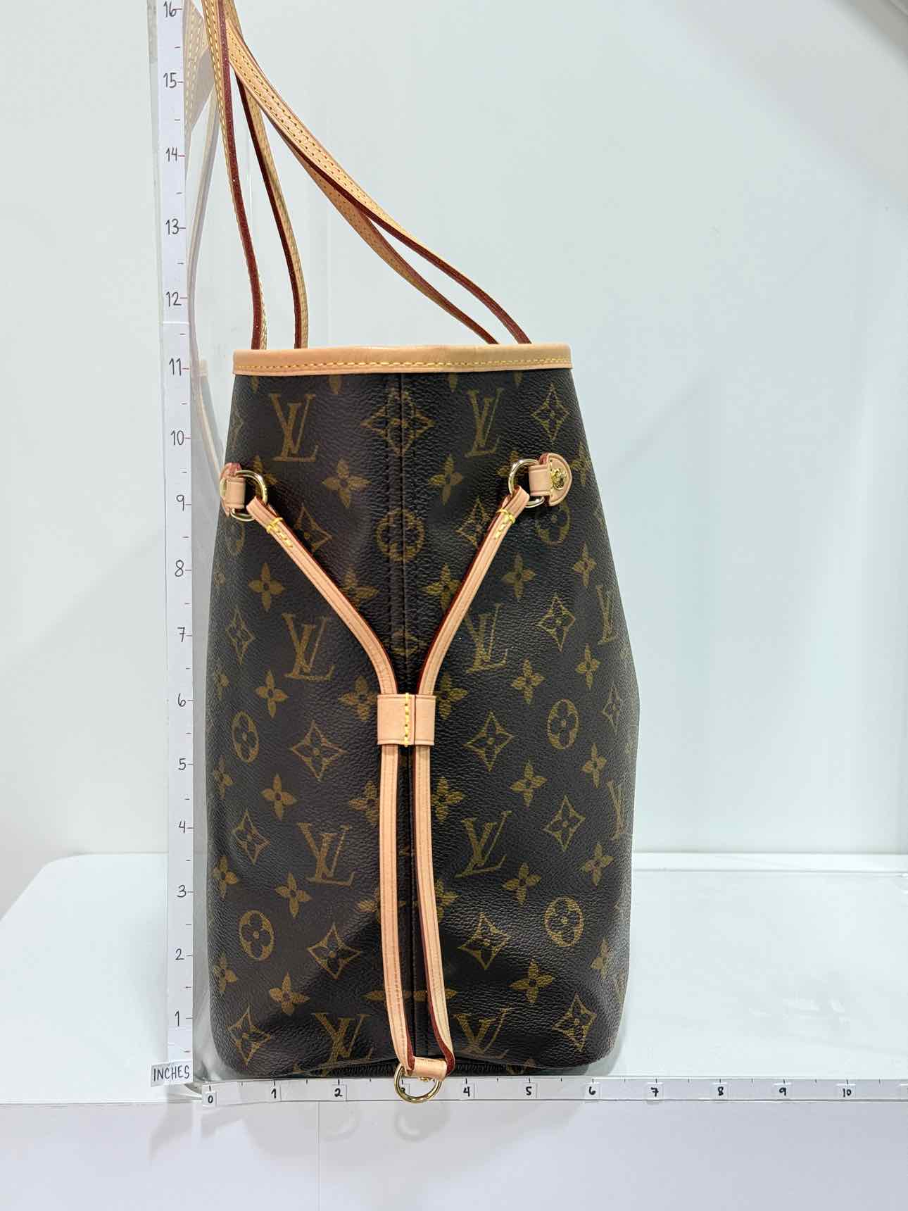 LOUIS VUITTON Neverfull Brown Monogram Tote Bag
