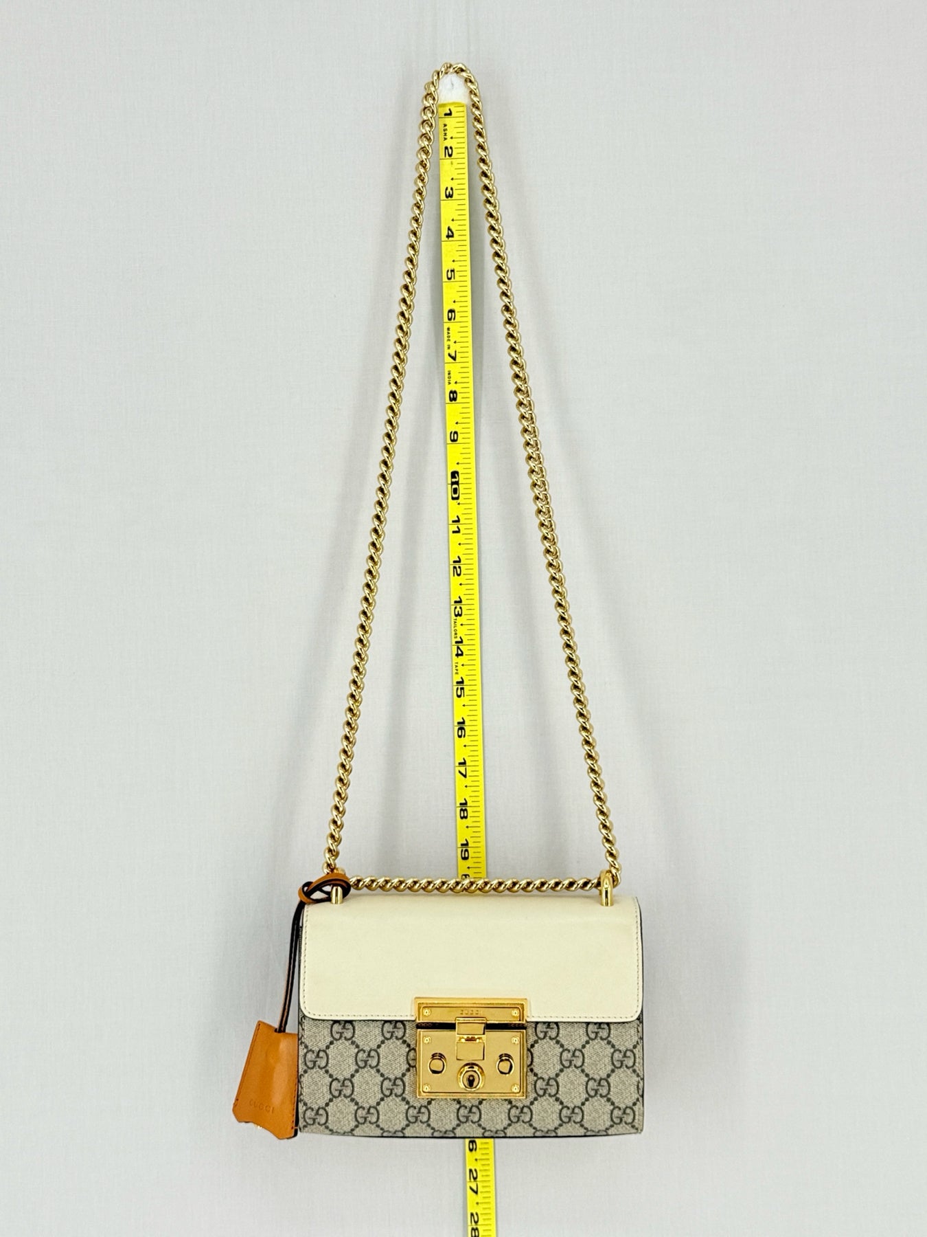GUCCI Padlock Brown & Beige GG Supreme Shoulder Bag