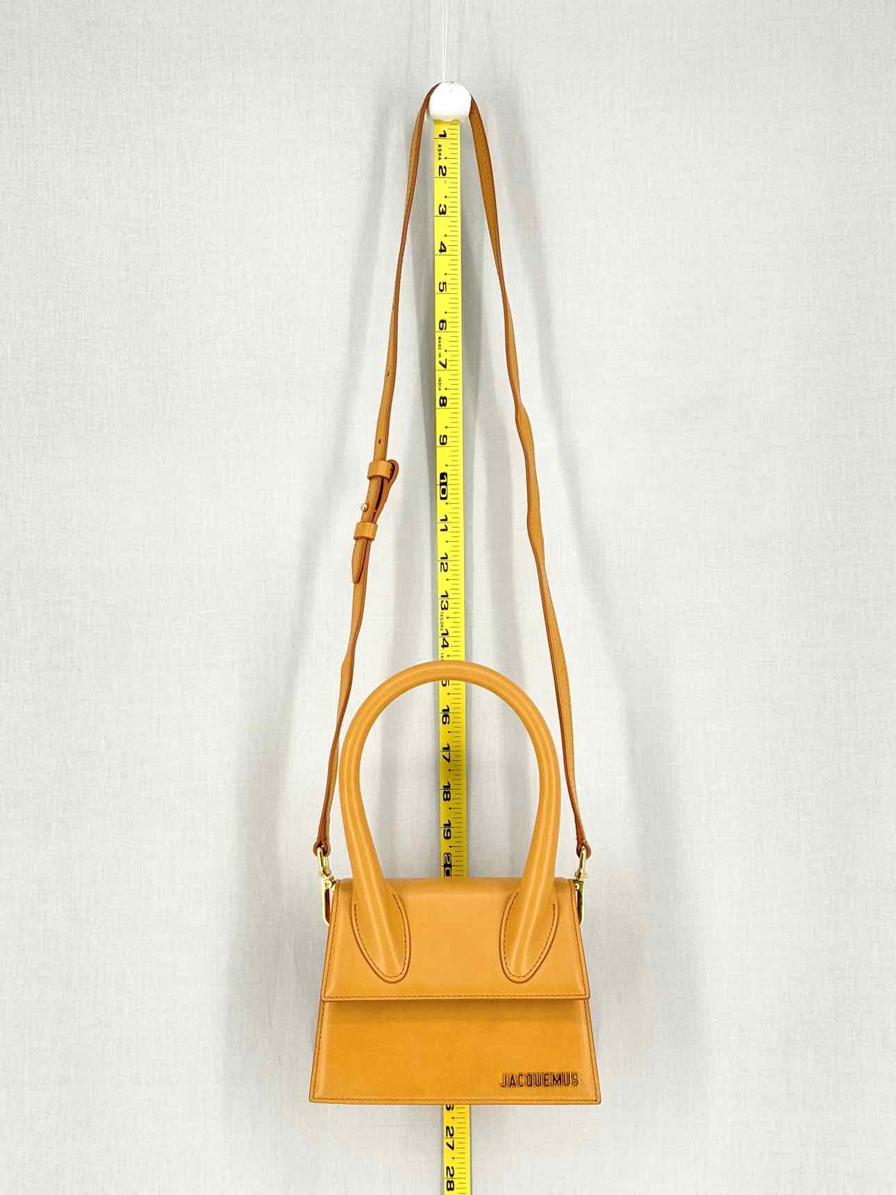 JACQUEMUS Le Chiquito Camel Top Handle