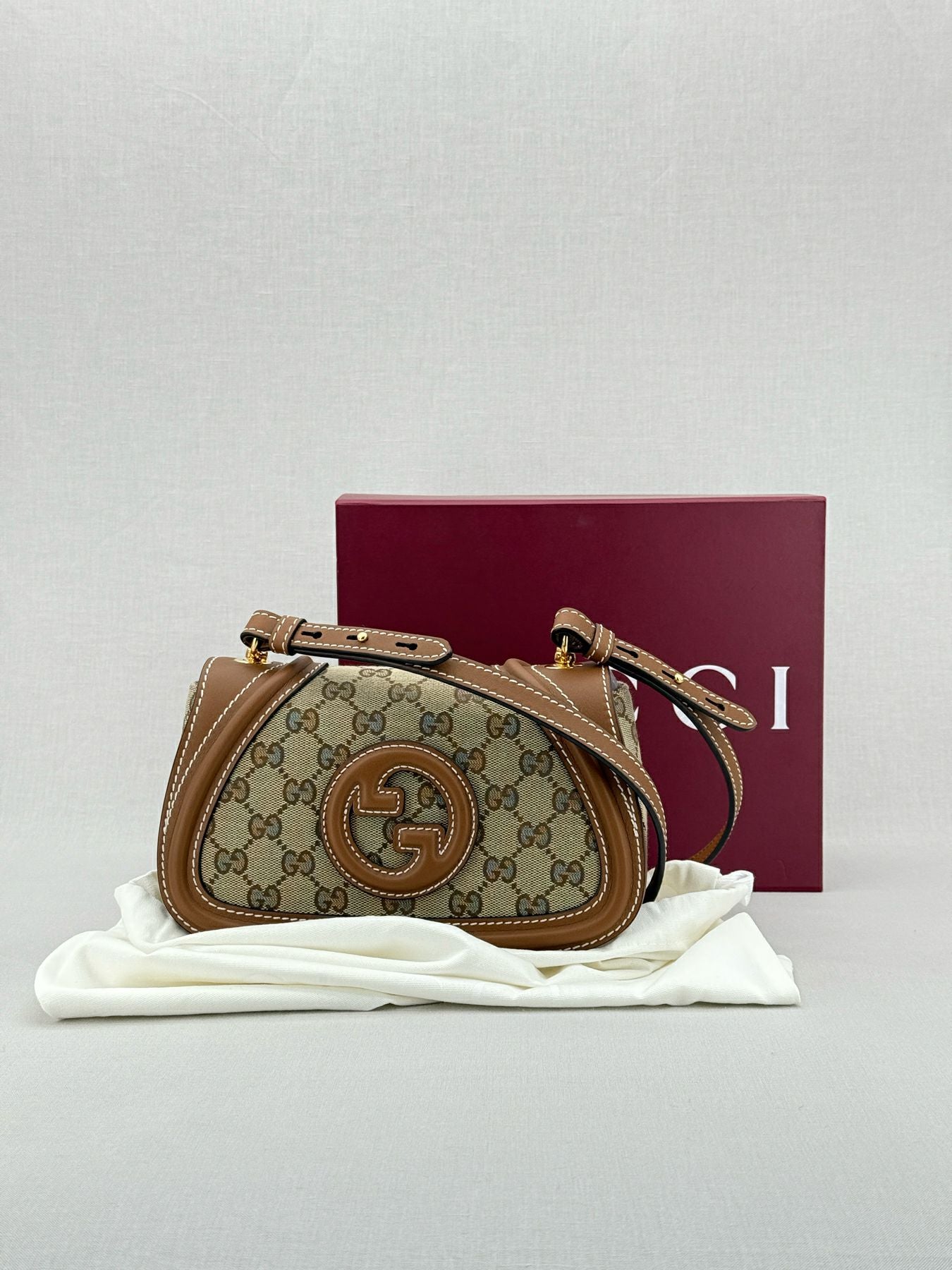GUCCI Blondie Beige & Brown GG Shoulder Bag