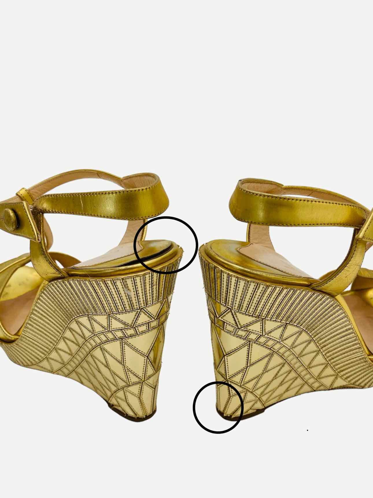 CHRISTIAN LOUBOUTIN T-strap Gold Size EU 38.5 Wedges
