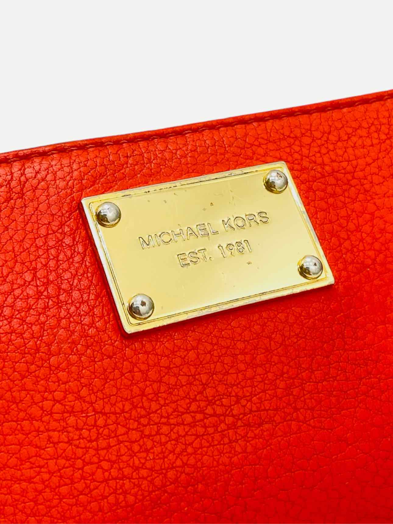 Pre - loved MICHAEL KORS Jet Set Red Continental Wallet at Reems Closet