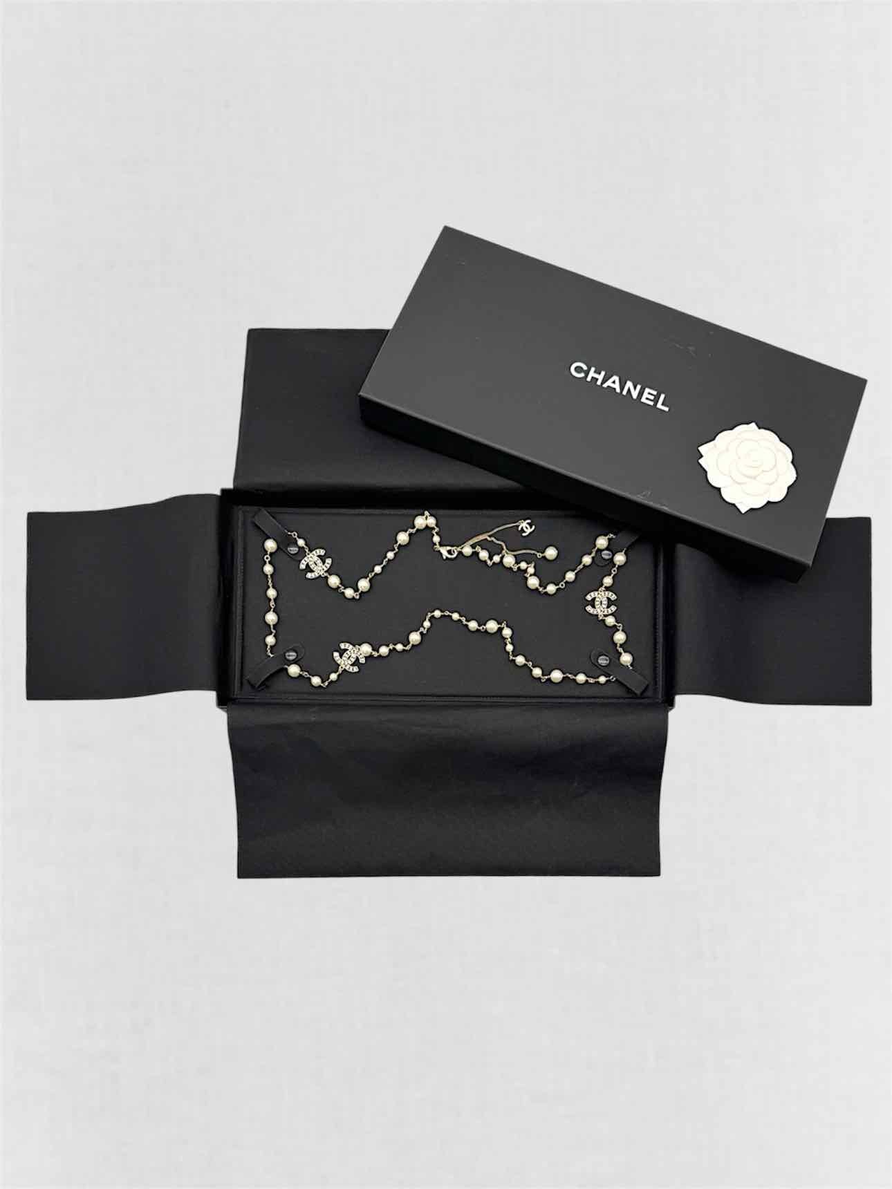 CHANEL Fall Act 2015 Fashion Necklace