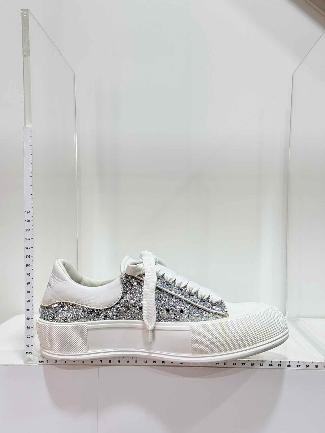 ALEXANDER MCQUEEN White & Silver Size EU 39 Sneakers