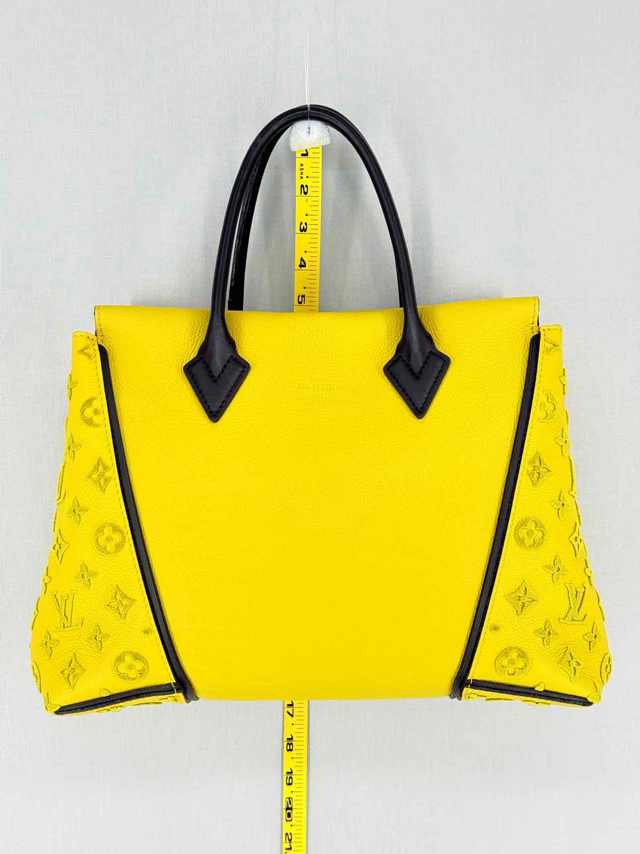 LOUIS VUITTON W Yellow Monogram Tote Bag
