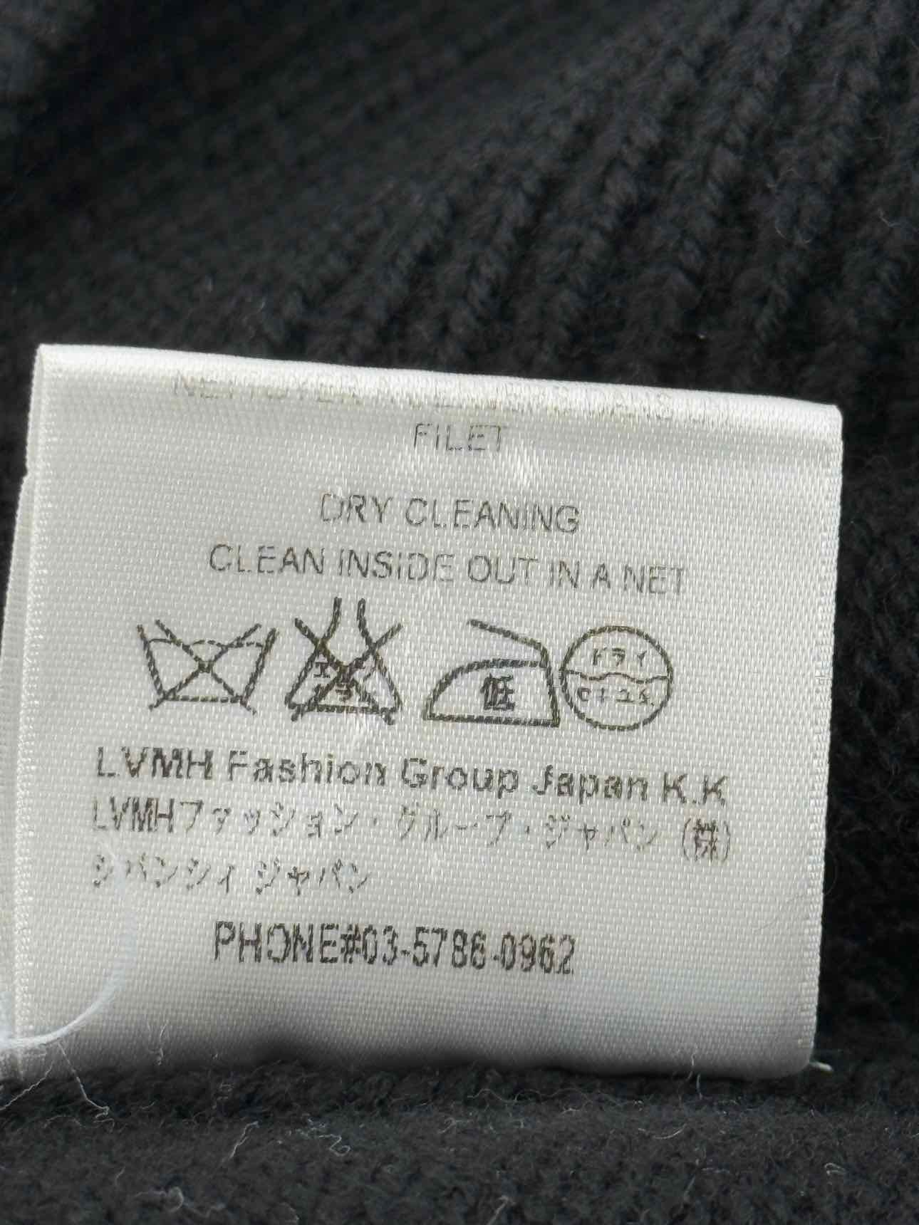 GIVENCHY Black Logo Print Size Small Sweater