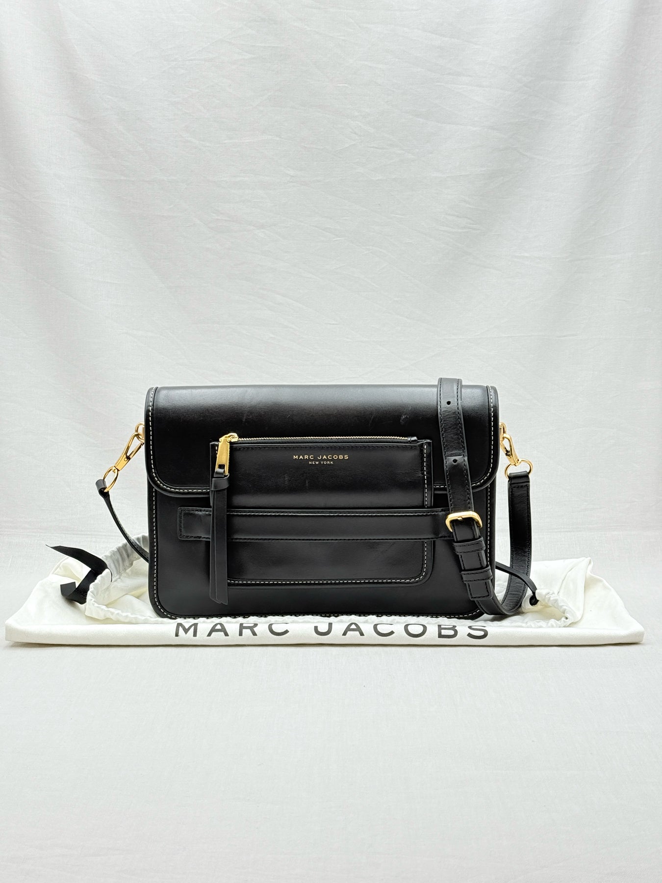 MARC JACOBS Madison Black Shoulder Bag