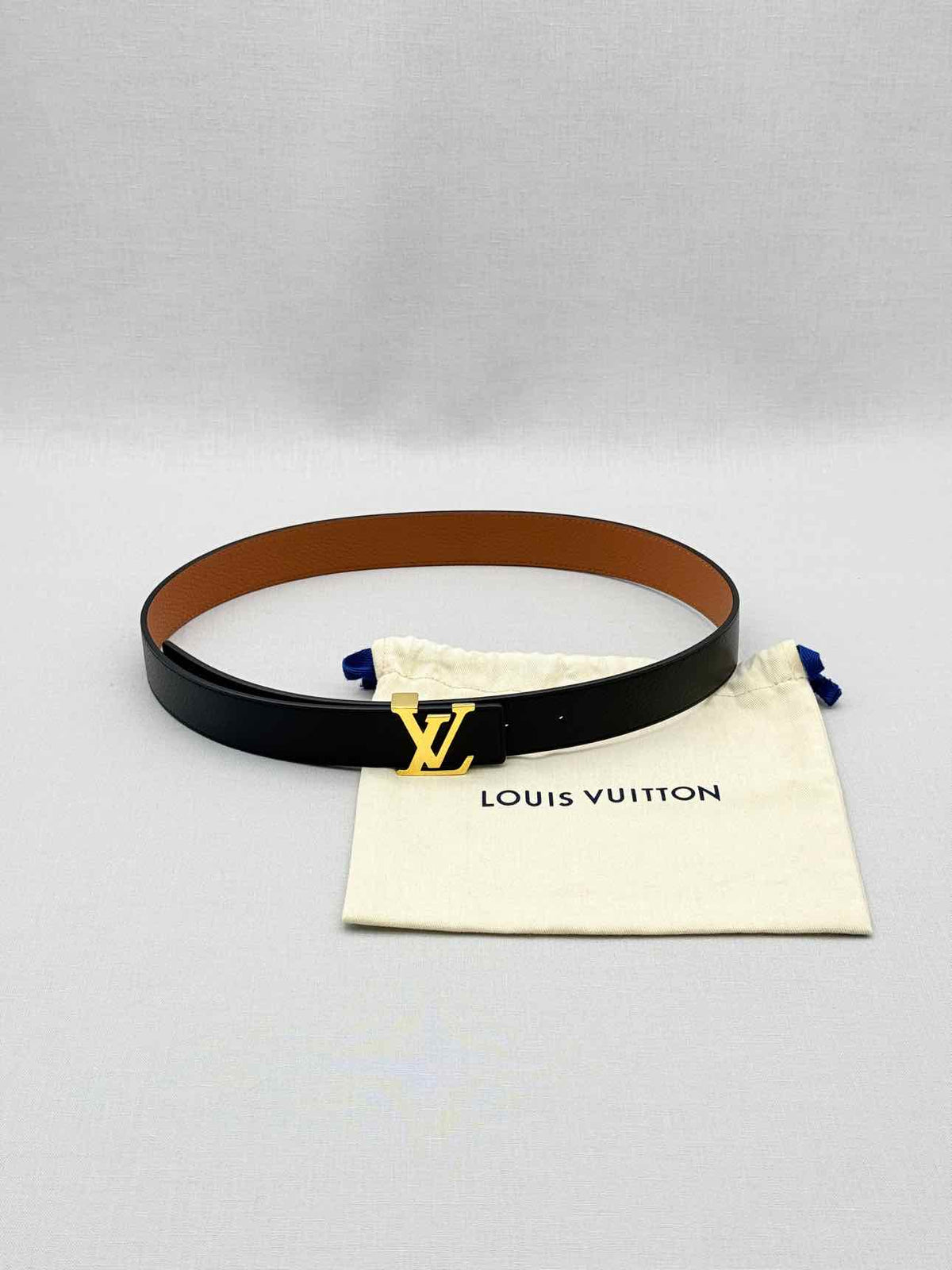 LOUIS VUITTON Black & Tan Grained Belt