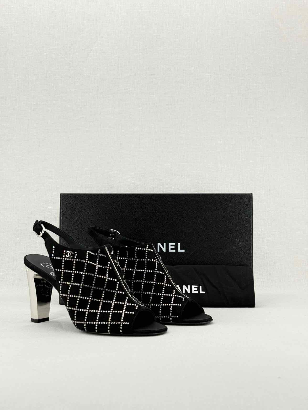 CHANEL Slingback Black Size EU 38 Pumps
