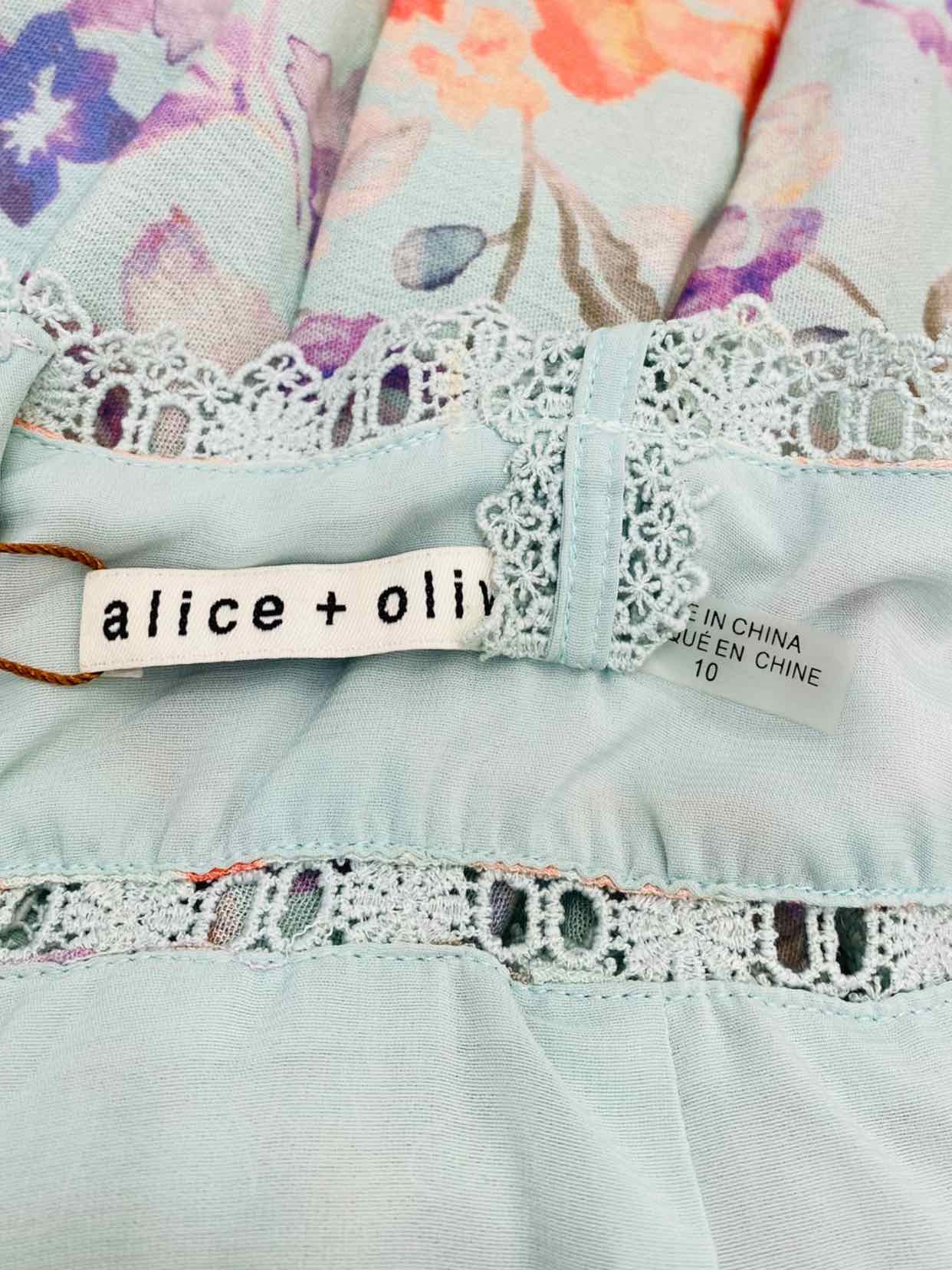 ALICE + OLIVIA Size US 10 Knee Length Dress