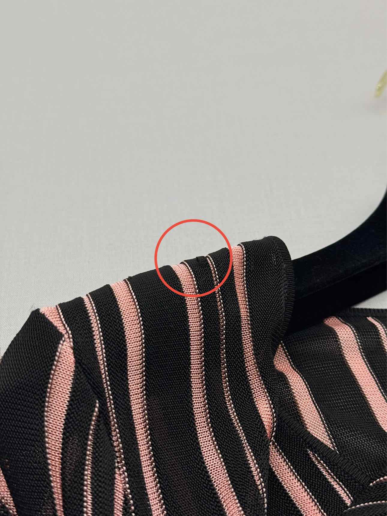 DIANE VON FURSTENBERG Black & Pink Size Small Top