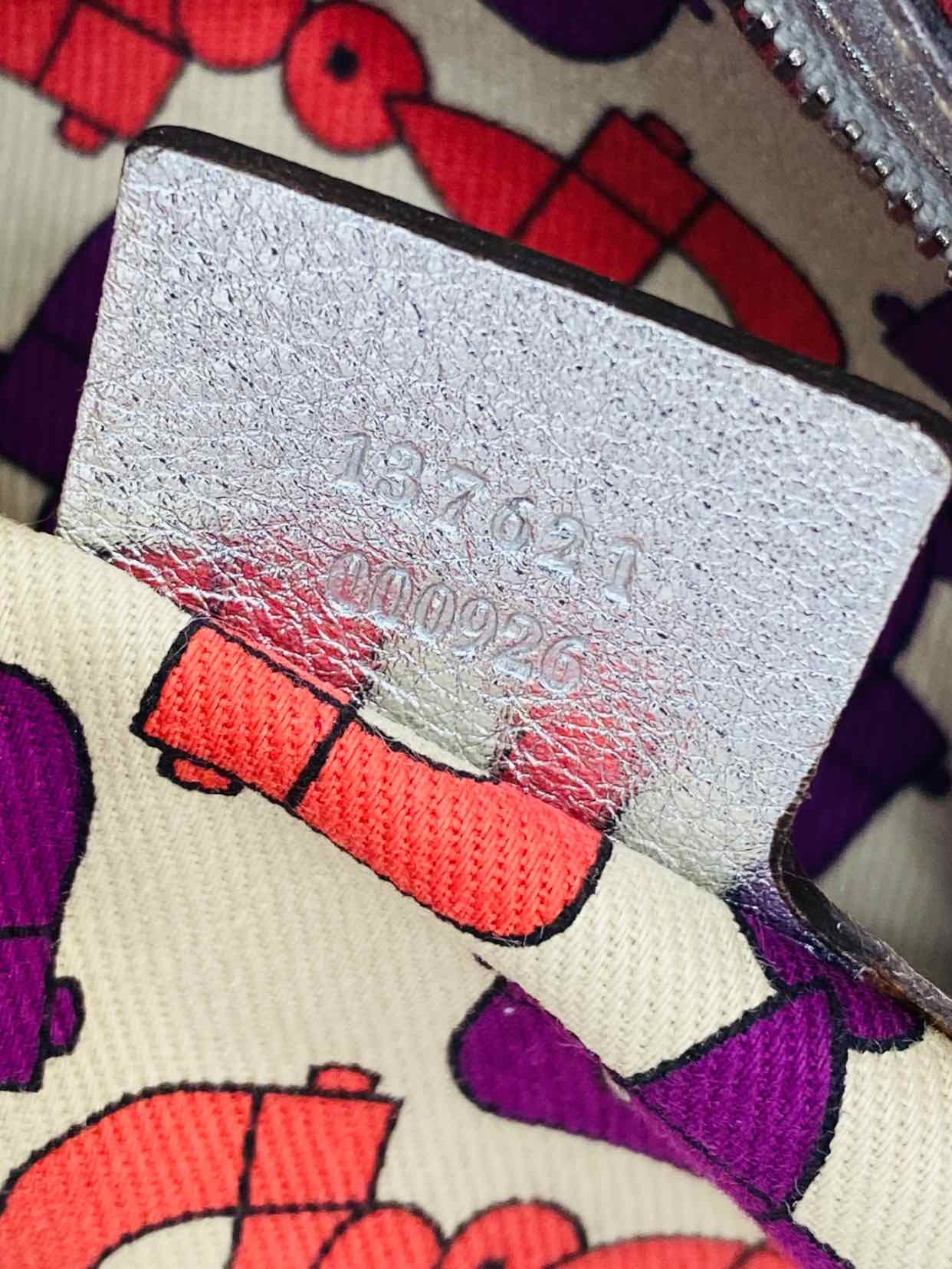 GUCCI Horsebit Pelham Silver Guccissima Shoulder Bag