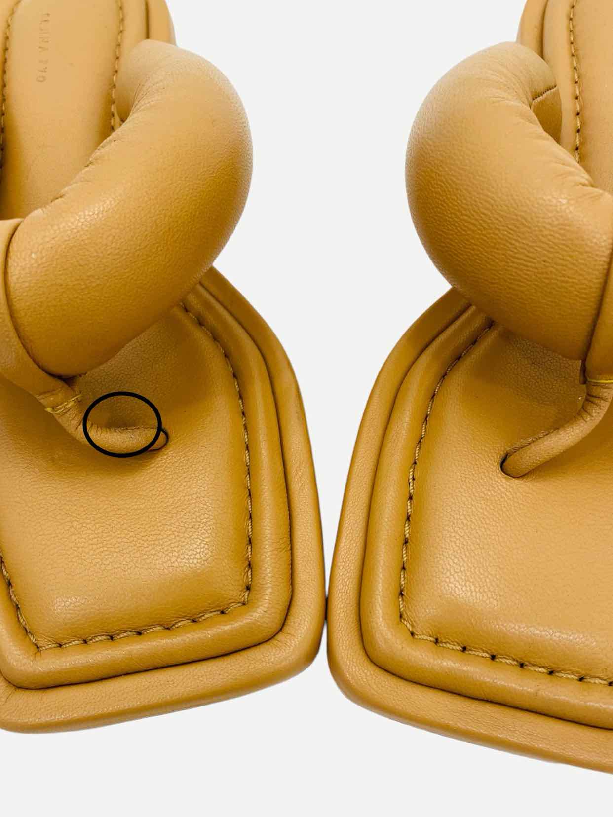 REJINA PYO Thong Beige Size EU 36 Slides