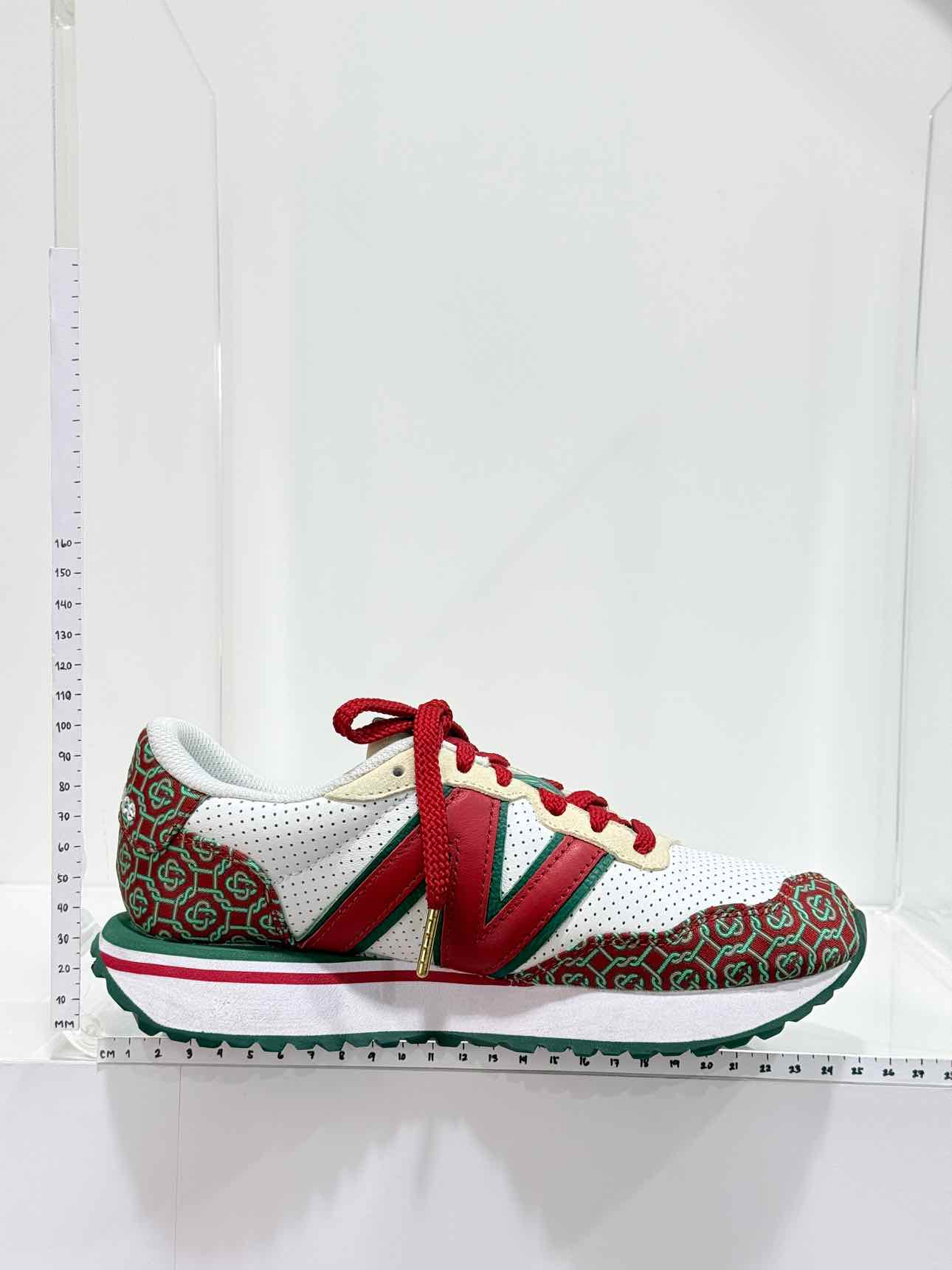 NEW BALANCE 237 White, Red & Green Size EU 38 Sneakers