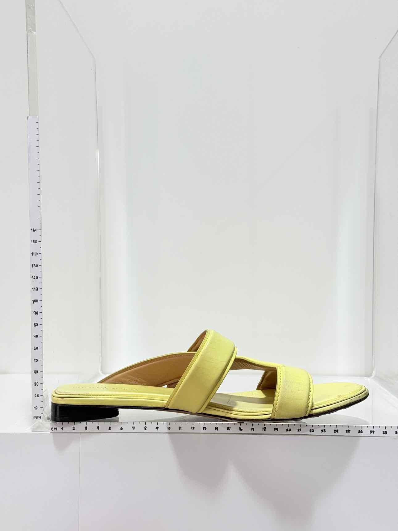 BOTTEGA VENETA The Band Yellow Size EU 40 Sandals