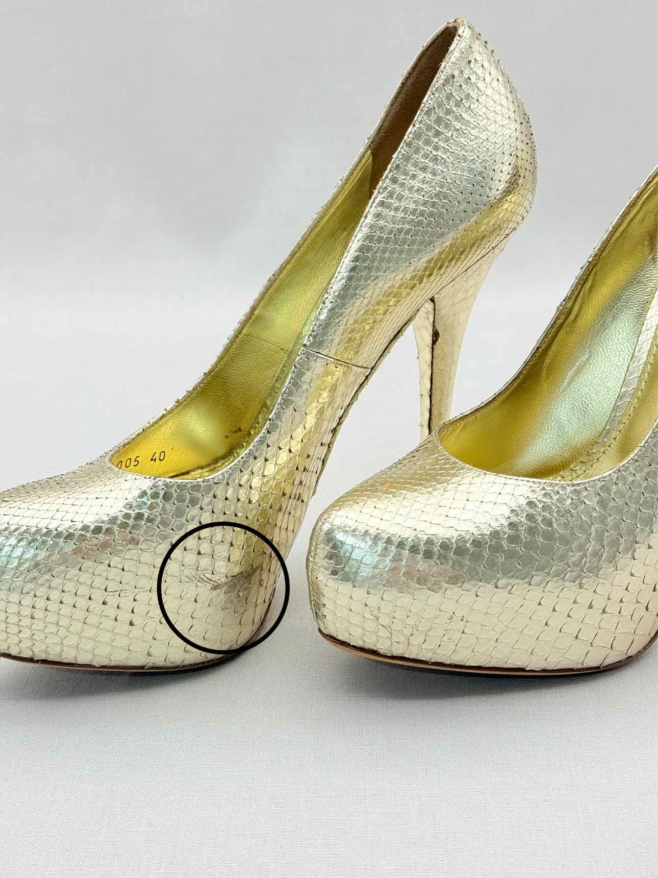 DOLCE & GABBANA Stiletto Metallic Gold Size EU 40 Pumps