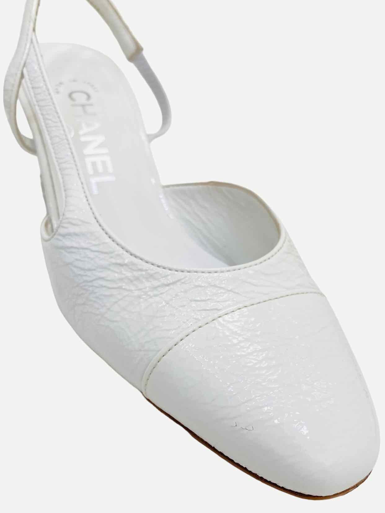 CHANEL White Size EU 35 Slingbacks