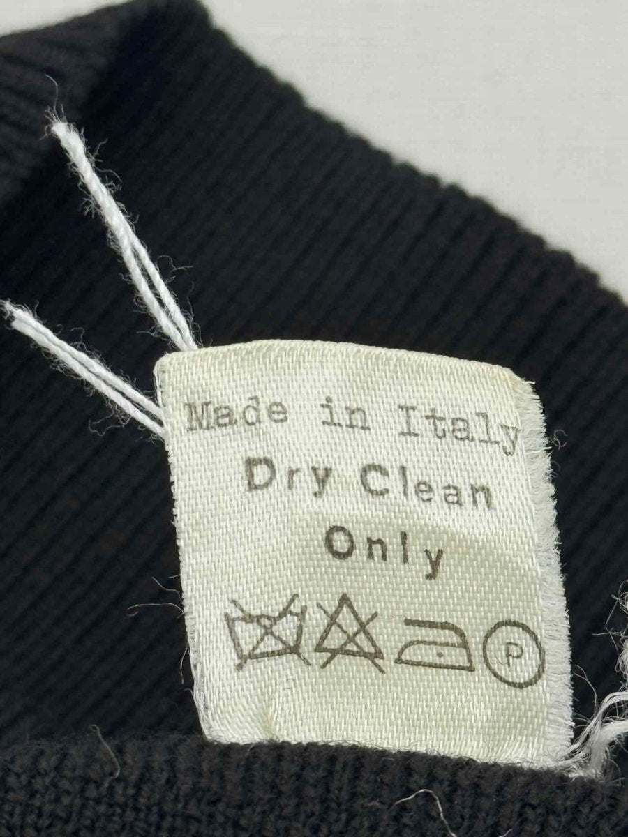 Pre - loved ALIA Black Knee Length Skirt at Reems Closet