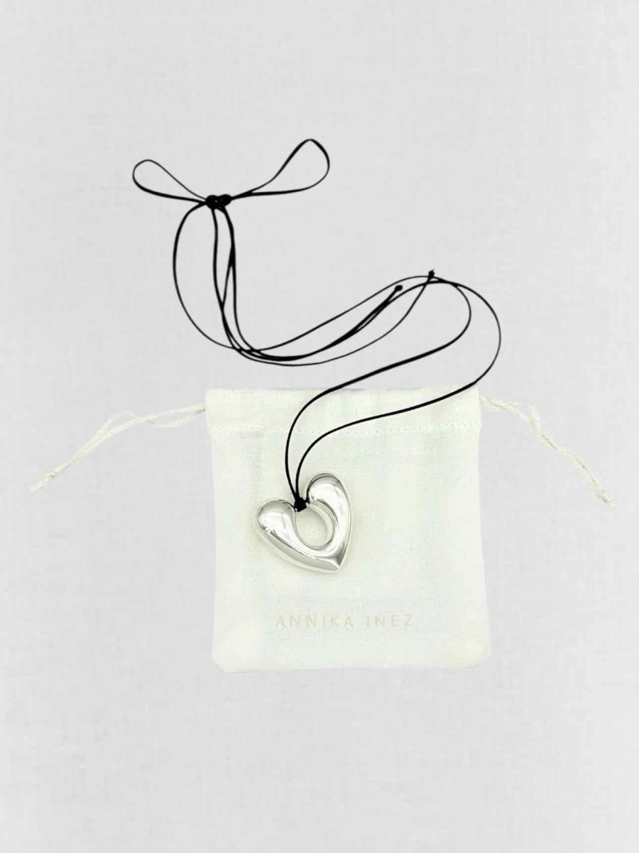 Pre - loved ANNIKA INEZ Fashion Necklace at Reems Closet