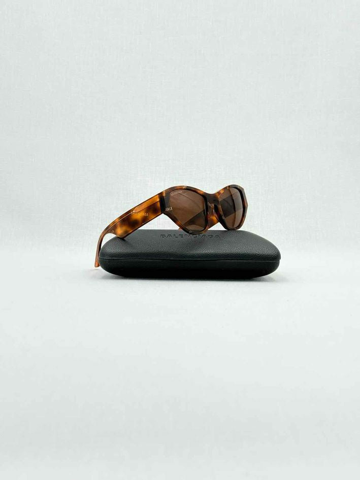 Pre - loved BALENCIAGA Tortoiseshell Sunglasses at Reems Closet