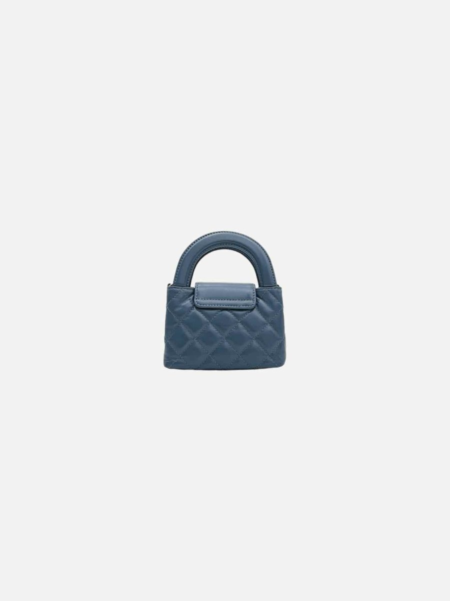 Pre-loved CHANEL 2023 Kelly Blue Quilted Clutch from Reems Closet