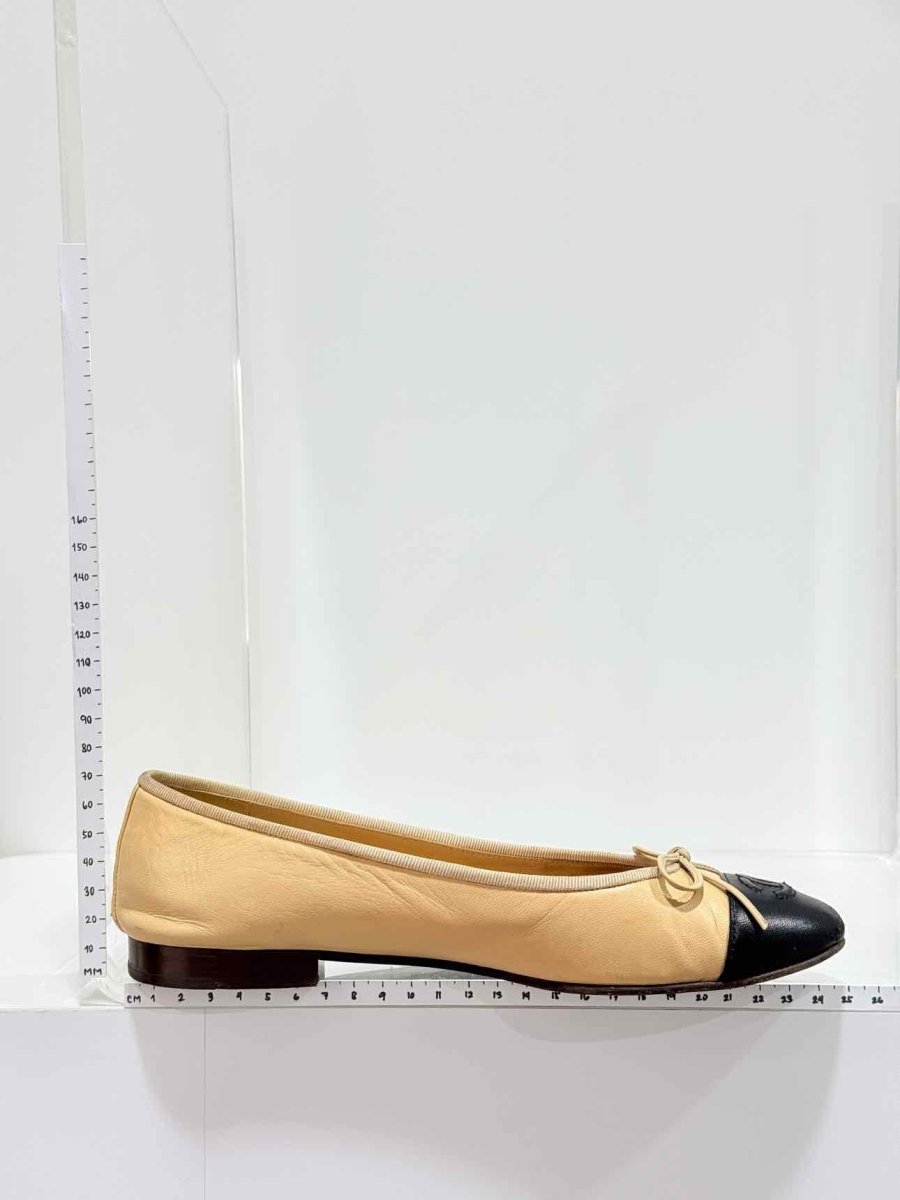 Pre - loved CHANEL Beige & Black Cap Toe Size EU 38 Ballet Flats at Reems Closet
