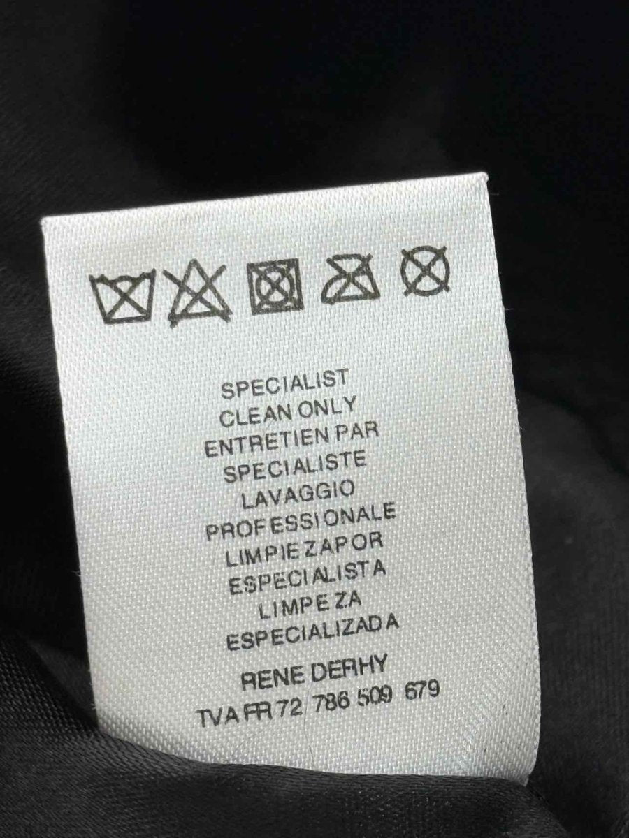 Pre - loved DERBY Black Size Medium Gilet at Reems Closet