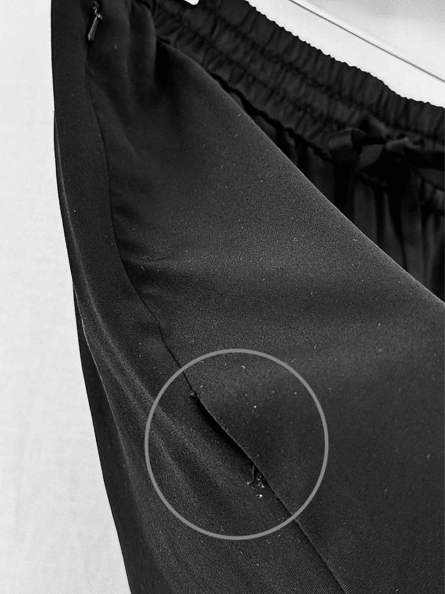 Pre - loved DKNY Black Size Small Pants at Reems Closet