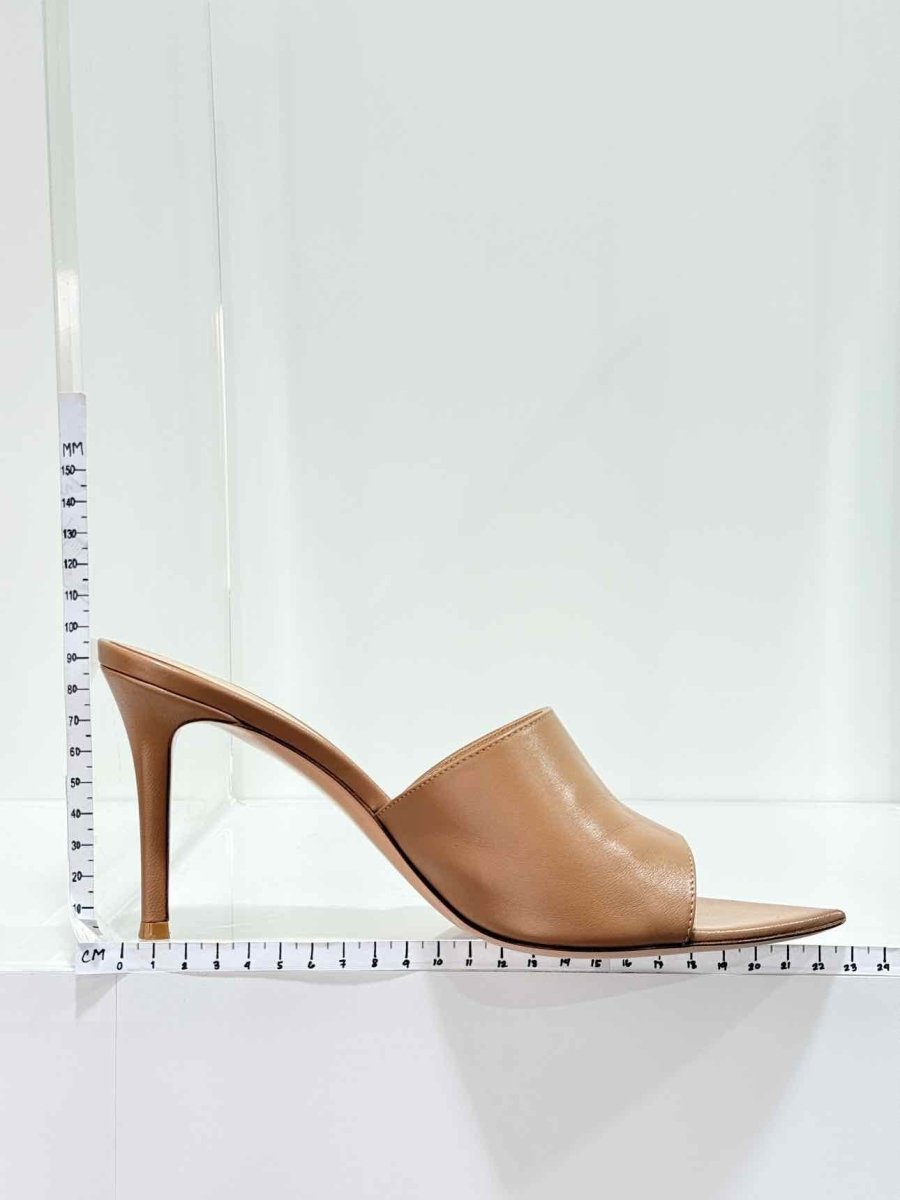 Pre - loved GIANVITO ROSSI Beige Size EU 38.5 Heeled Sandals at Reems Closet