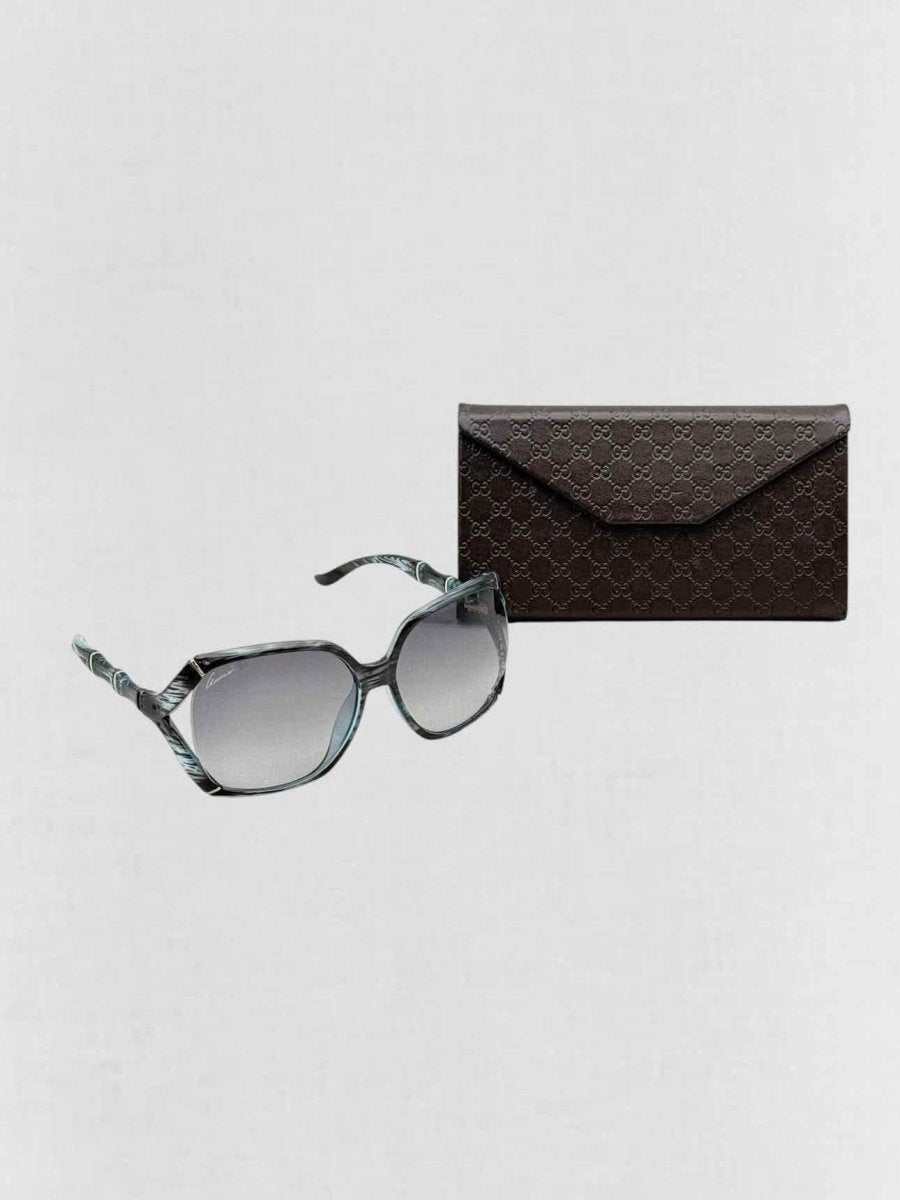 Pre - loved GUCCI Black & Blue Sunglasses at Reems Closet