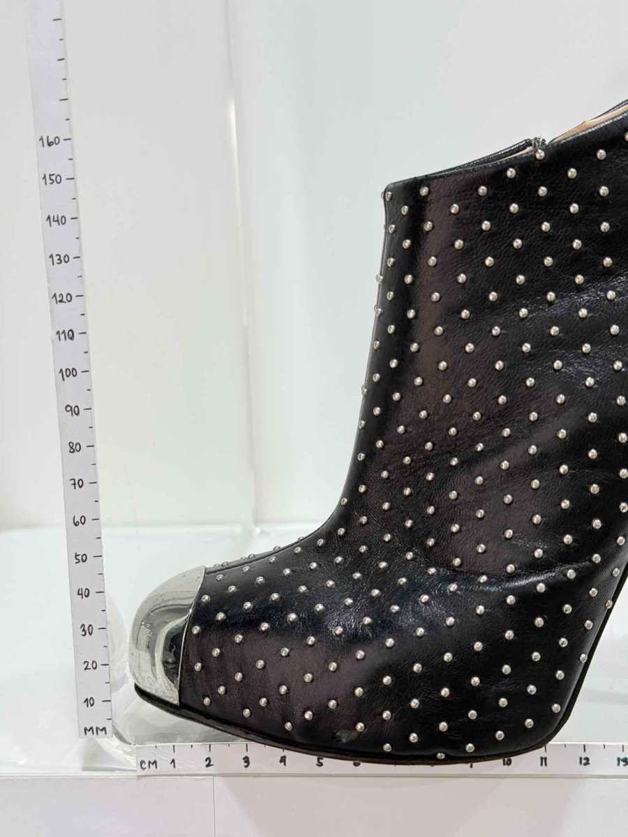 Pre-loved GUISEPPE ZANOTTI 2013 Black Cap Toe Size EU 38 Booties at Reems Closet