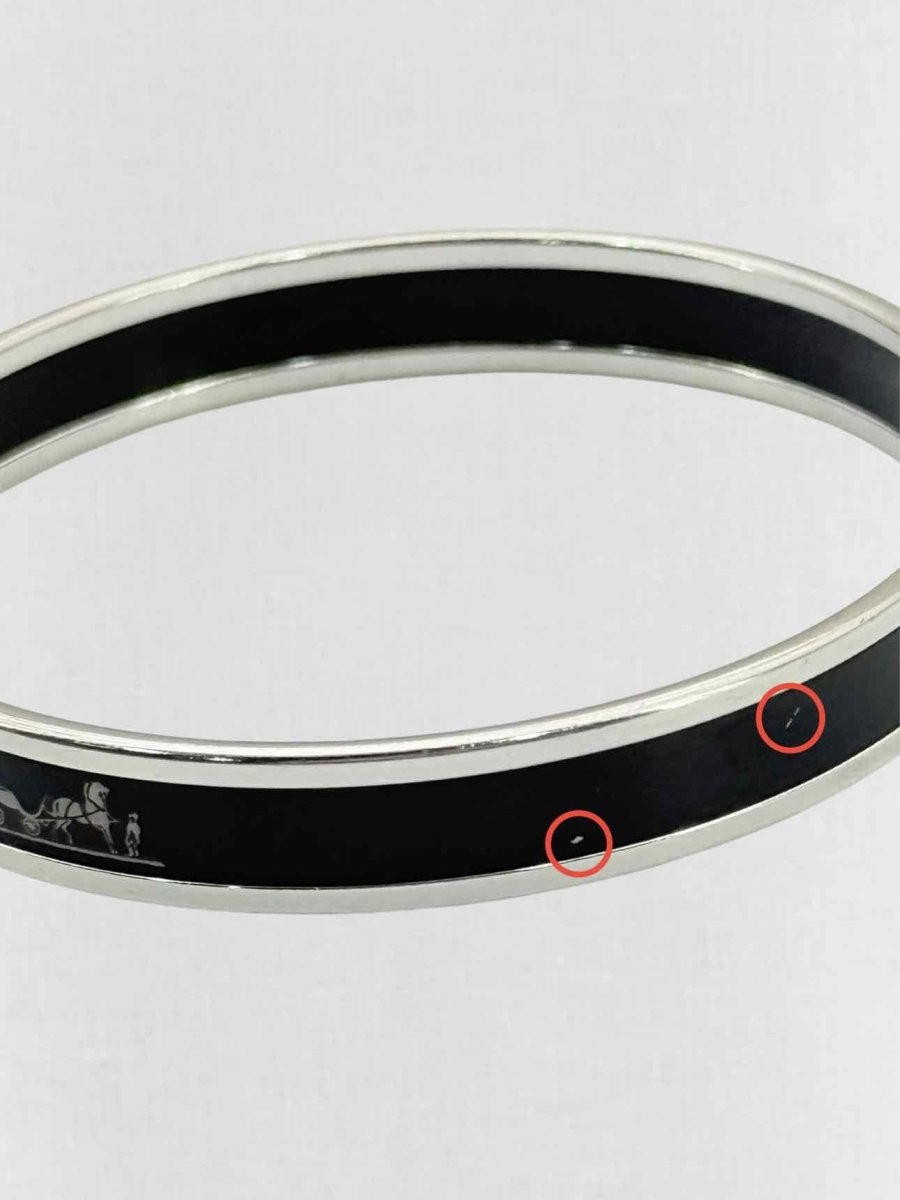 Pre - loved HERMES Fashion Bangle at Reems Closet