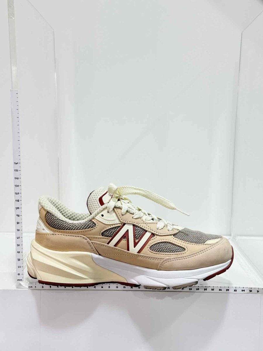 Pre-loved LORO PIANA 990v6 Beige Size EU 39.5 Sneakers at Reems Closet
