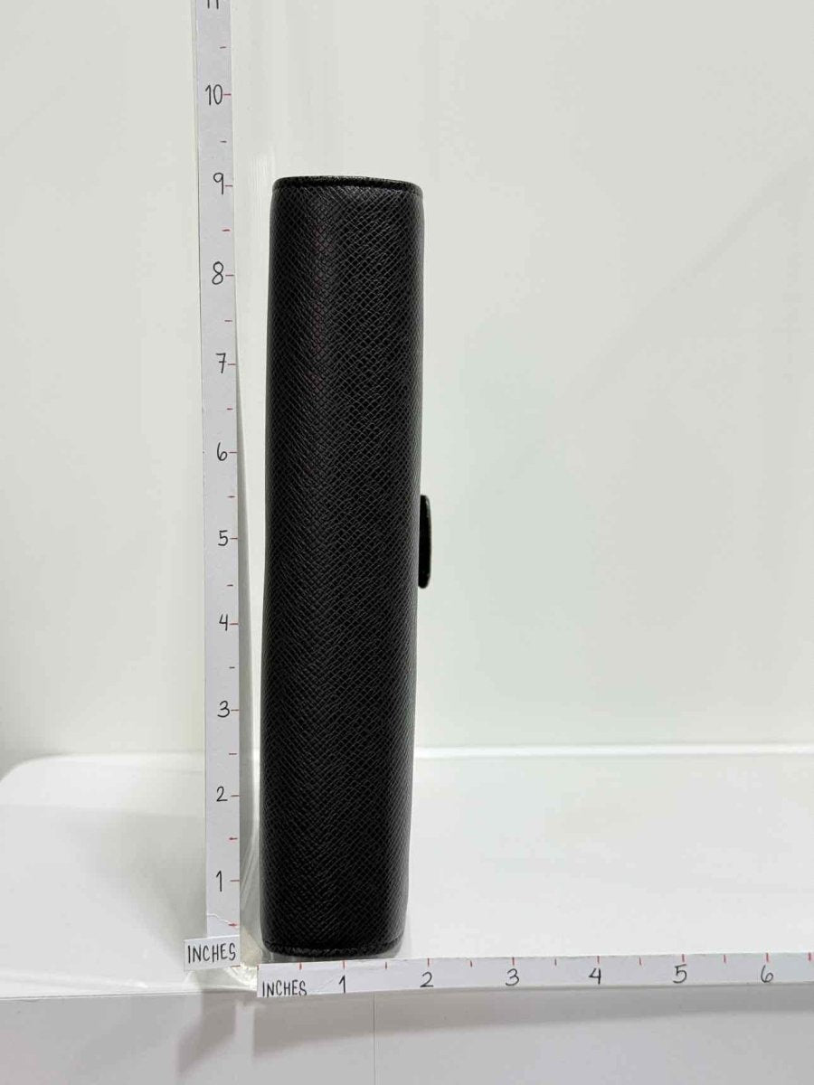 Pre - loved LOUIS VUITTON Black Agenda Cover at Reems Closet