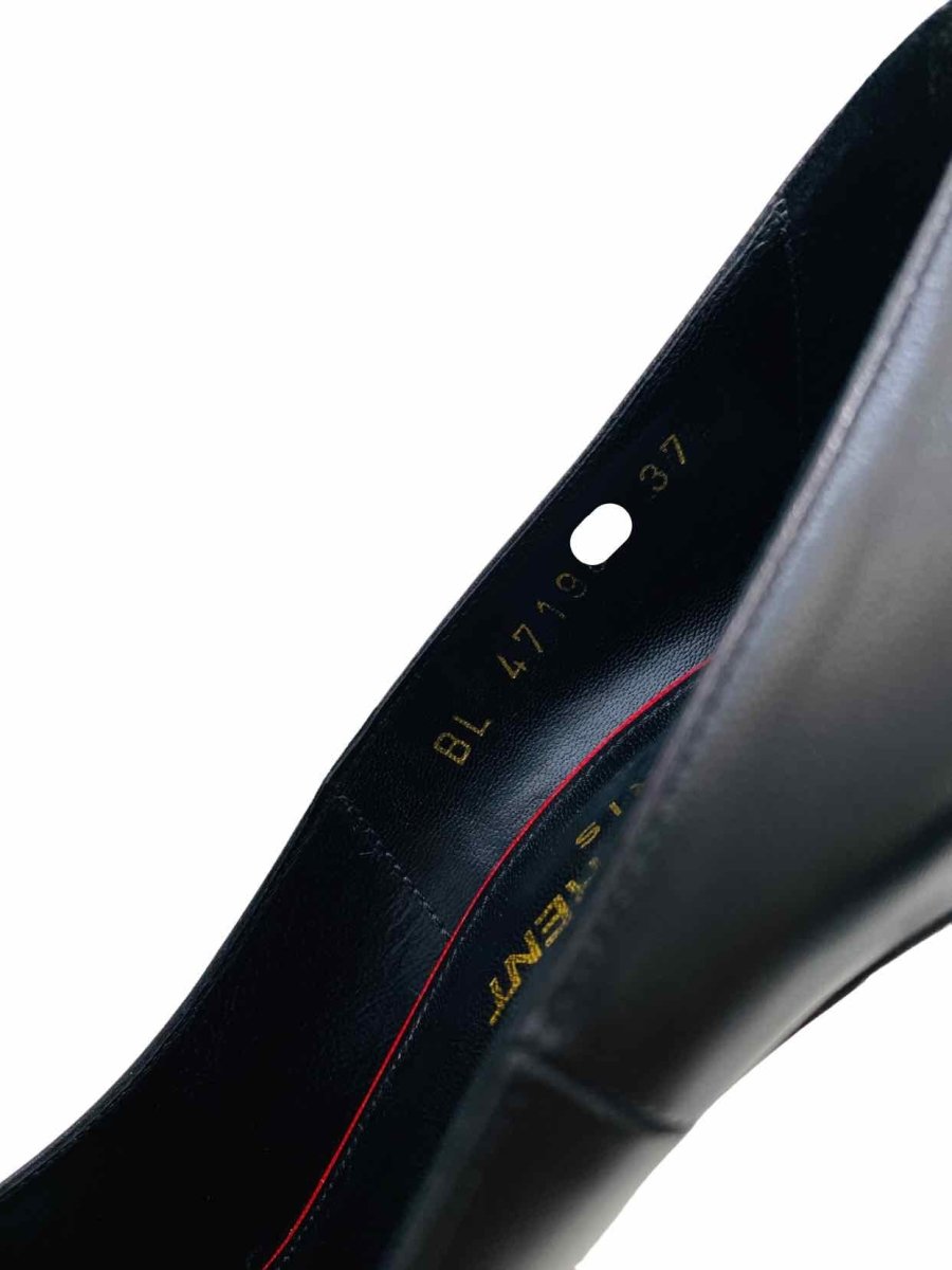 Pre-loved SAINT LAURENT Stiletto Black Pumps from Reems Closet