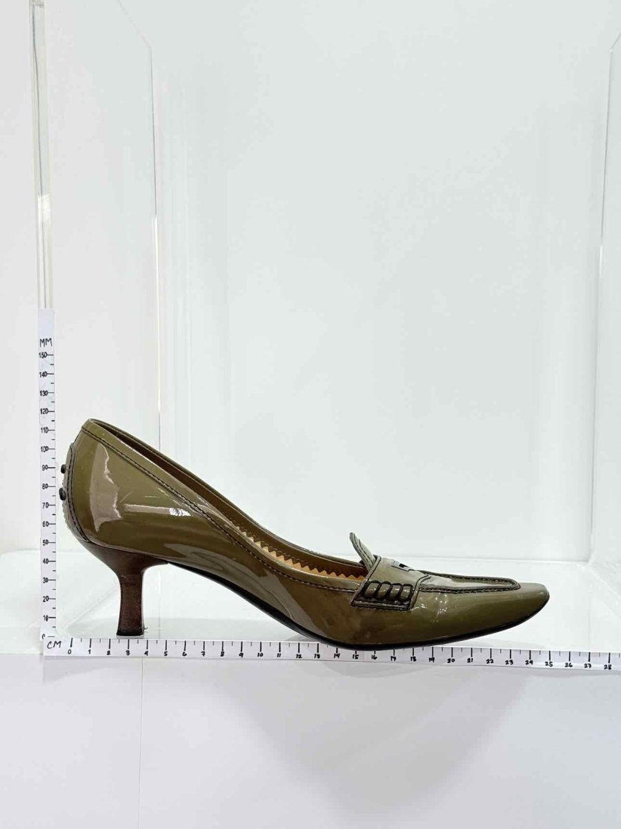 Pre - loved TOD'S Olive Green Size EU 37.5 Pumps at Reems Closet