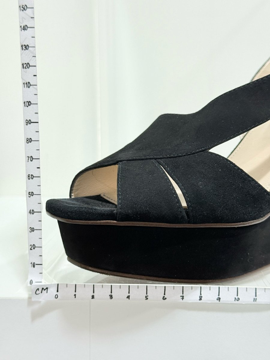 Pre - loved UTERQUE Black Size EU 41 Wedges at Reems Closet