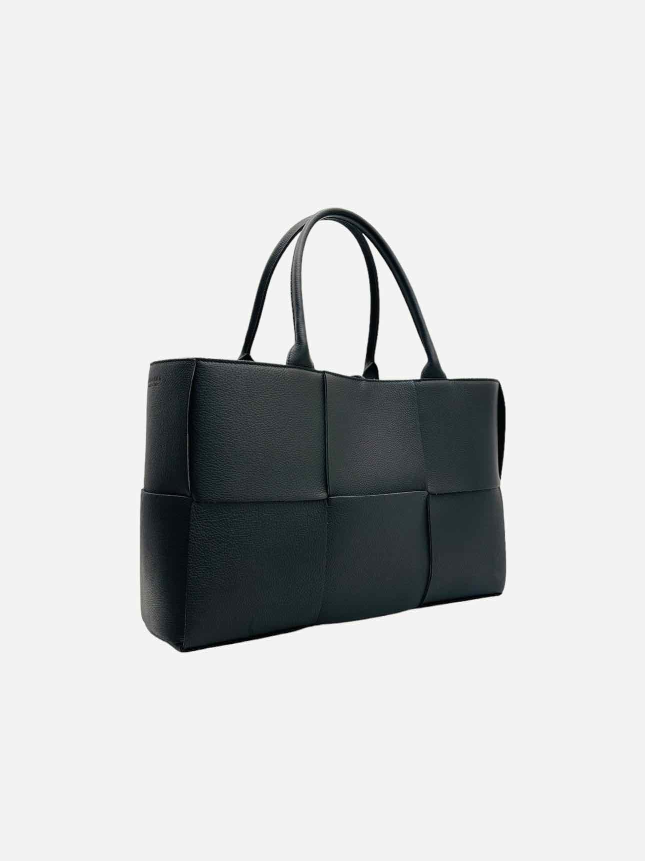 BOTTEGA VENETA Arco Black Intrecciato Tote Bag