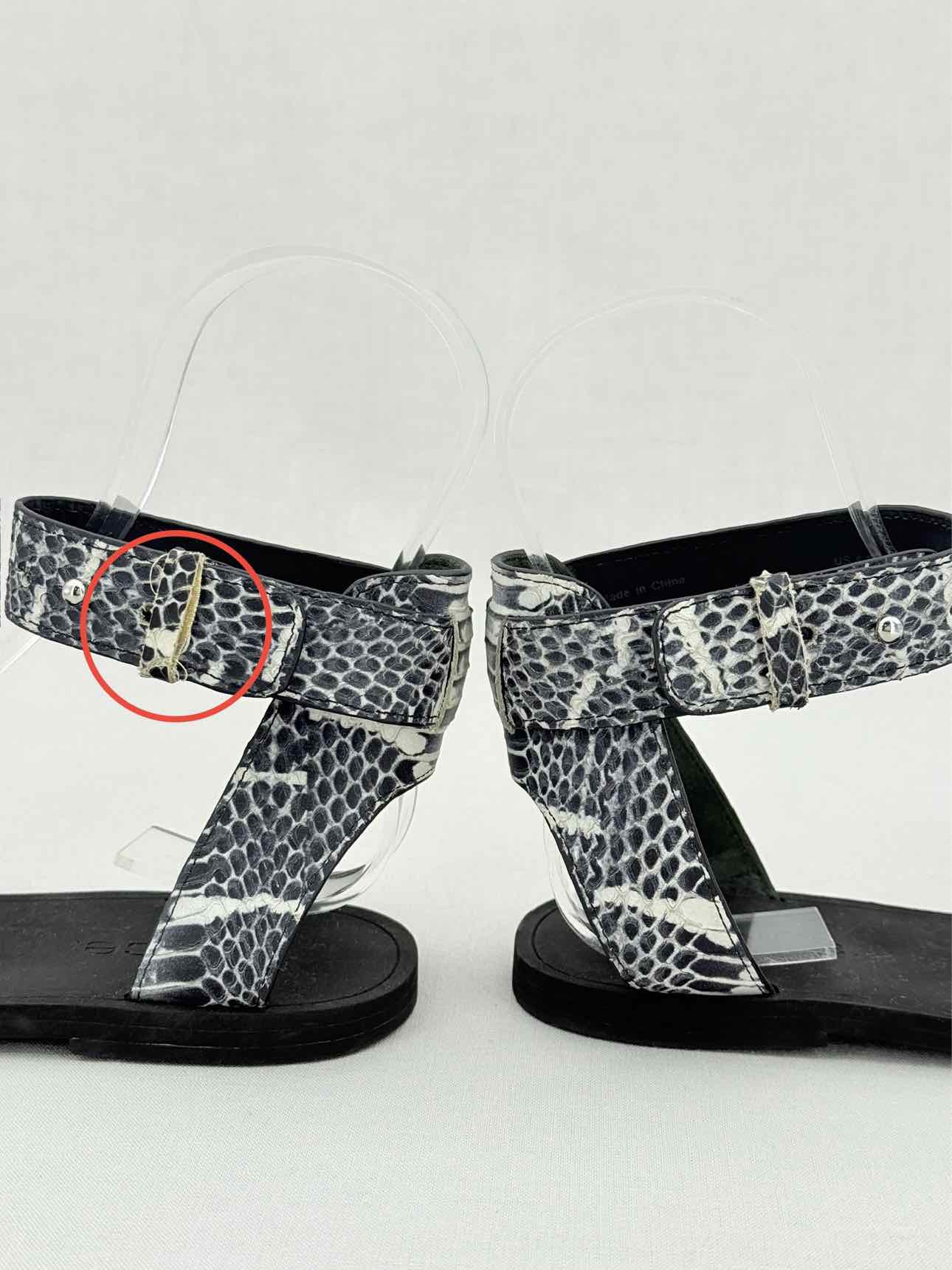 VINCE Black & White Snake Effect Size EU 37 Sandals