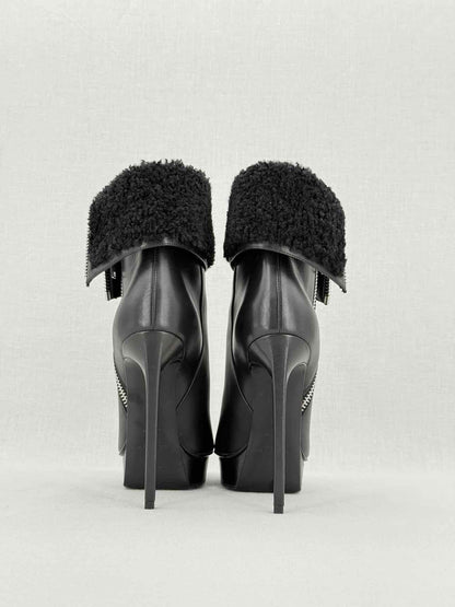 SAINT LAURENT Black Size EU 37 Boots