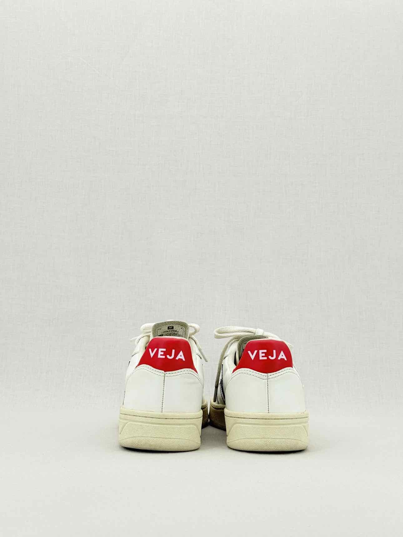 VEJA V-10 White Size EU 38 Sneakers