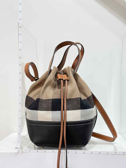 BURBERRY Heston Black Multicolor Check Bucket Bag
