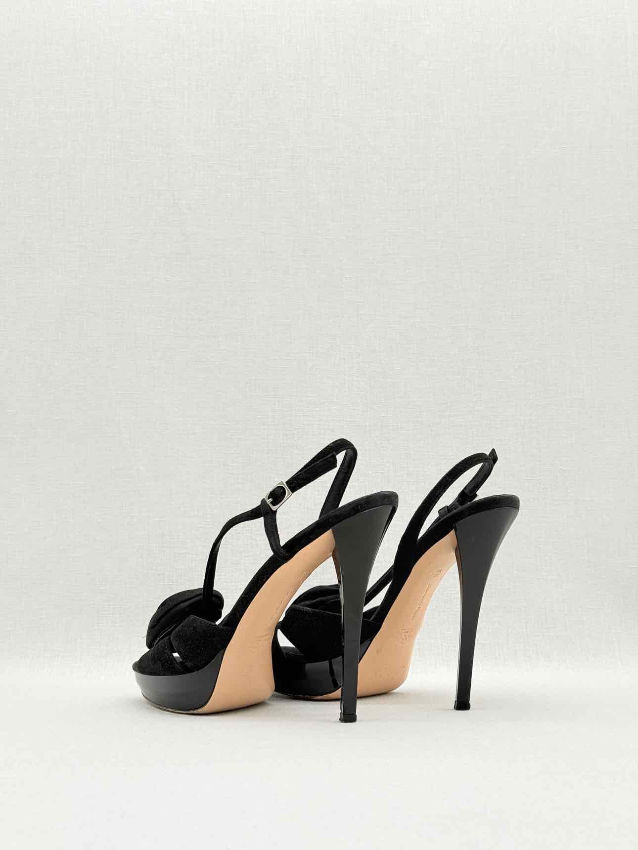 GIANVITO ROSSI Black Rose Size EU 37.5 Slingbacks