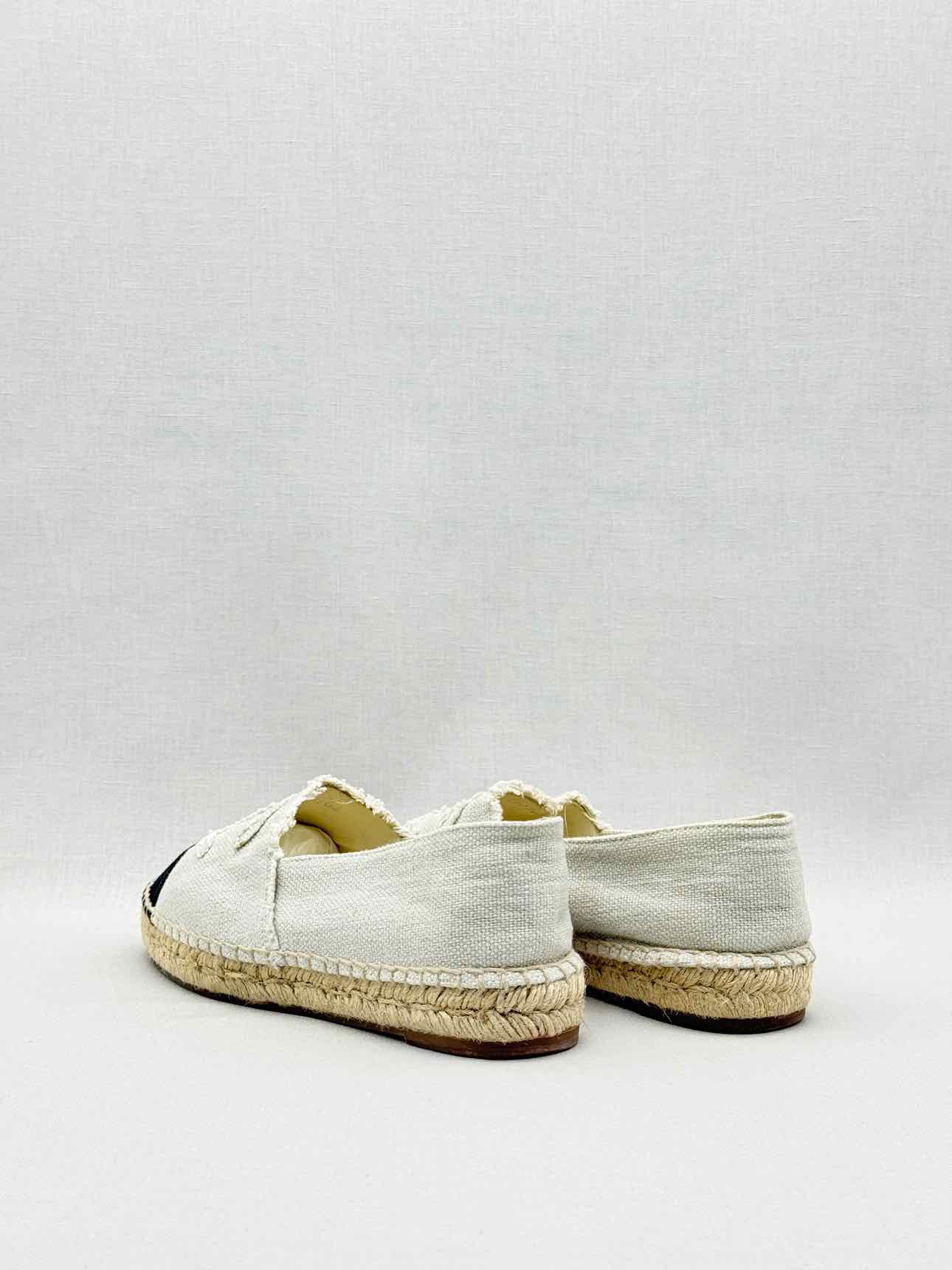 CHANEL Espadrille Beige & Black CC Size EU 37 Flats