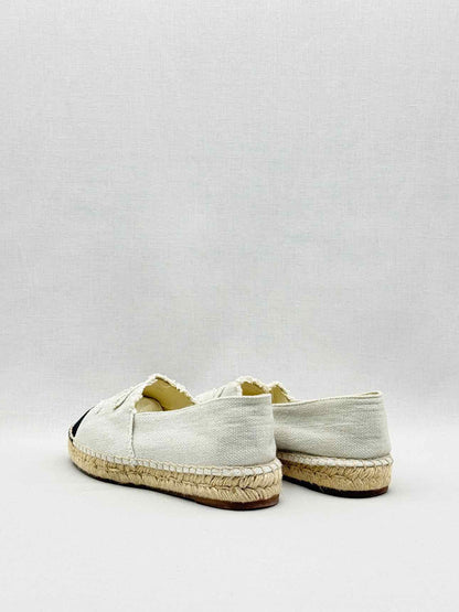 CHANEL Espadrille Beige & Black CC Size EU 37 Flats