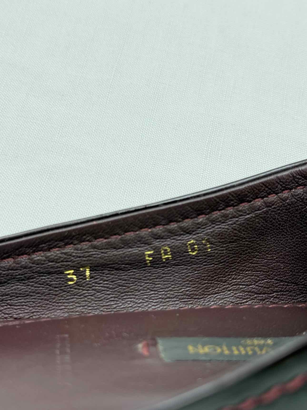 LOUIS VUITTON Oxford Burgundy Size EU 37 Ballet Flats