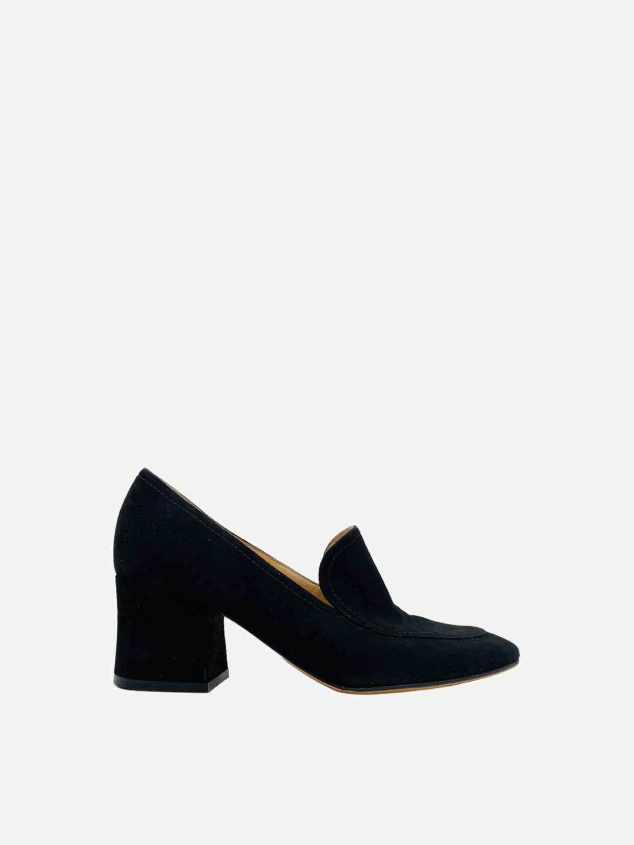 GIANVITO ROSSI Notched Black Pumps 36