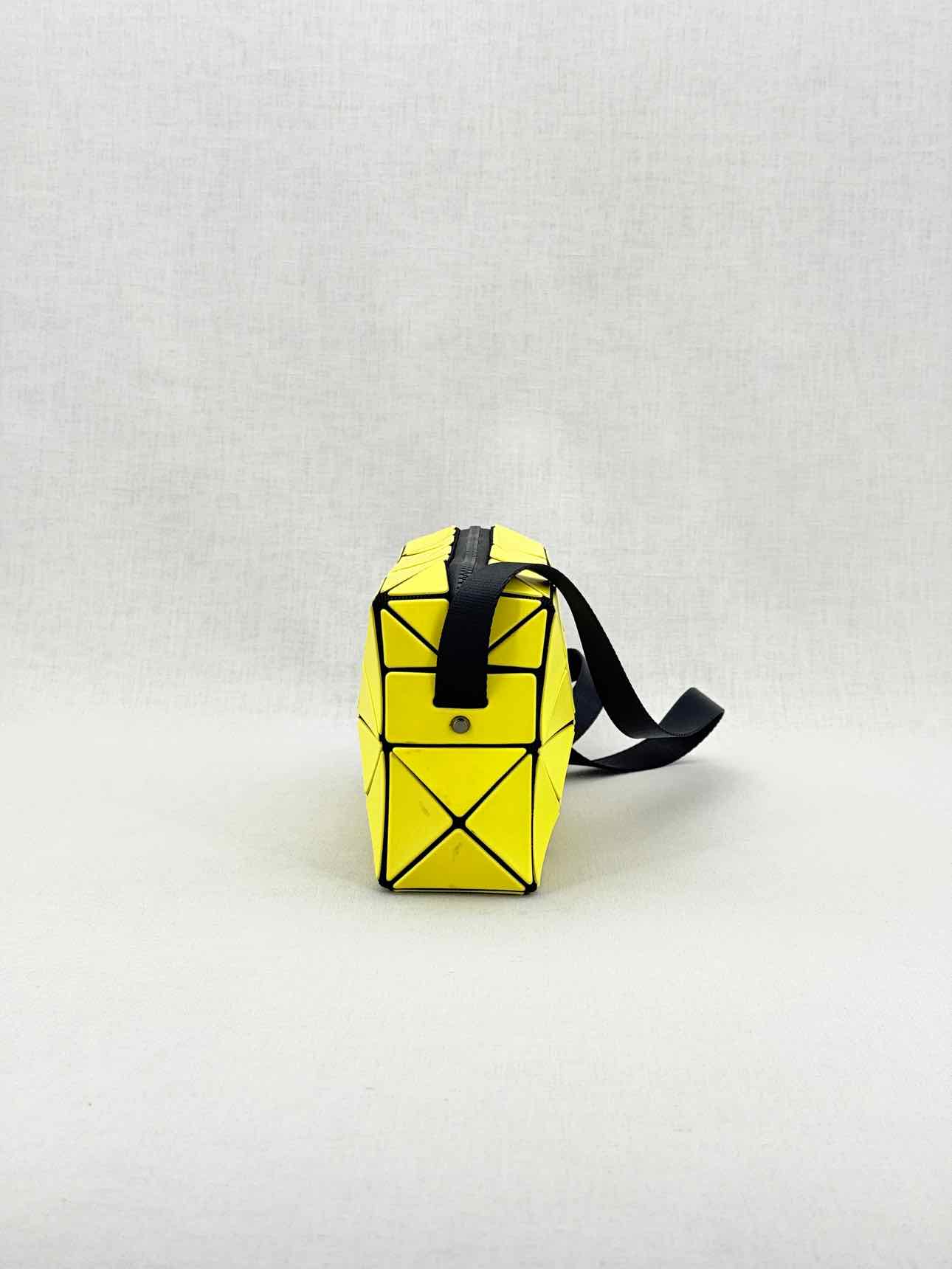BAO BAO Carton Yellow & Black Geometric Crossbody