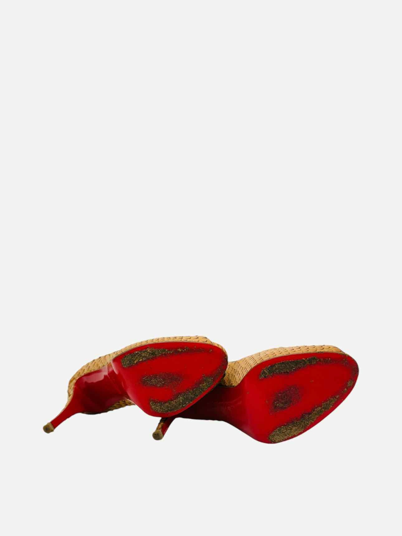 CHRISTIAN LOUBOUTIN Very Prive Brown Size EU 38 Pumps
