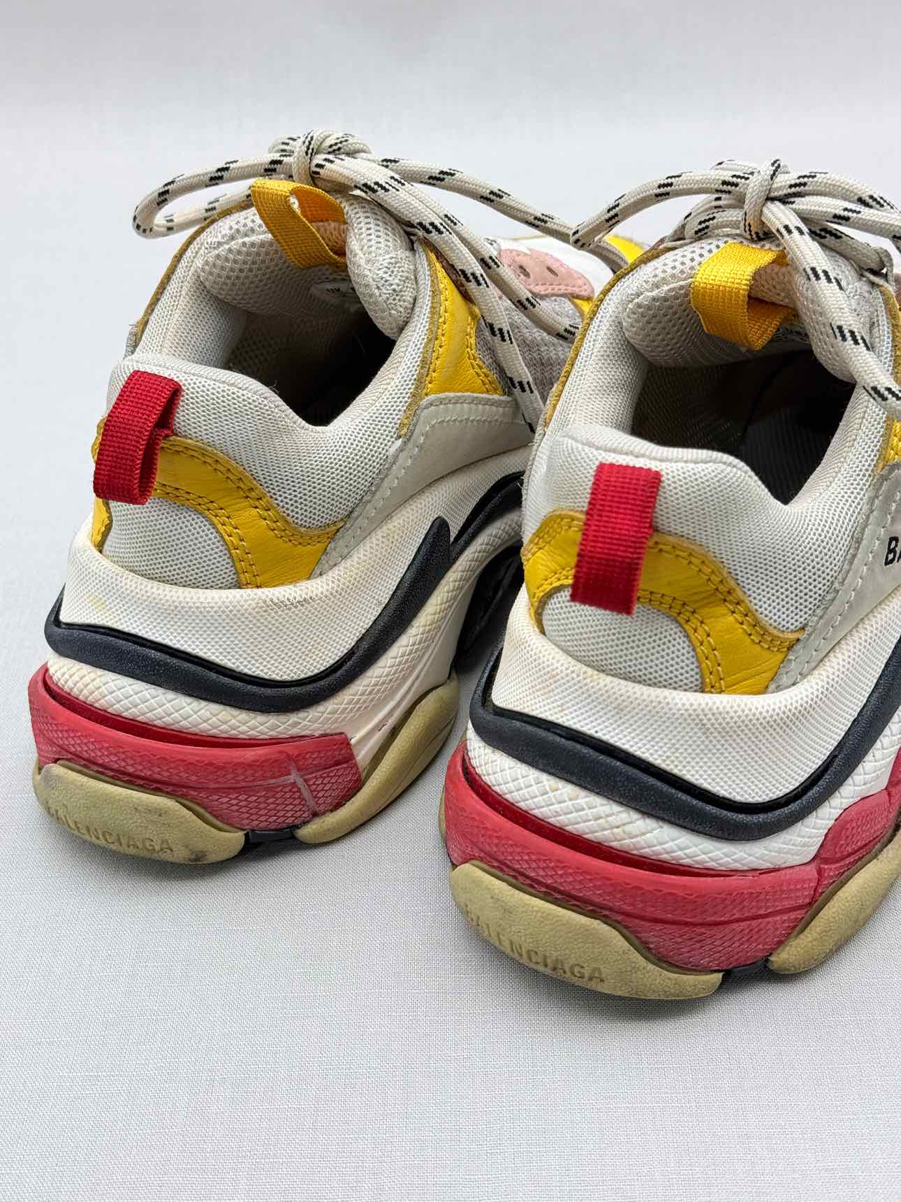 BALENCIAGA Cream Multicolor Size EU 35 Sneakers